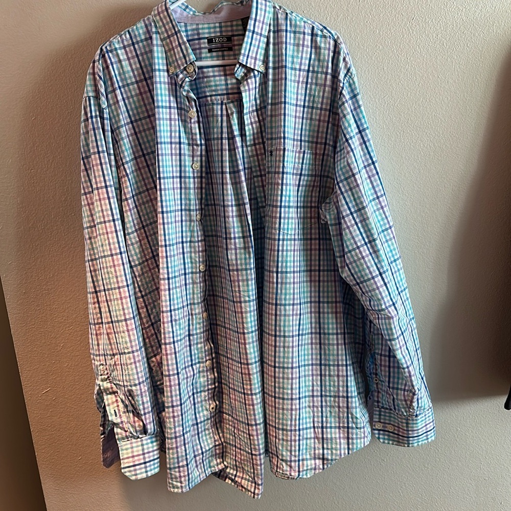 Plaid men’s button down shirt